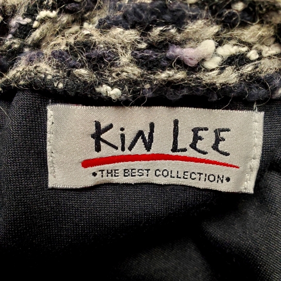 Cozy Cute Teddy Bear Sweater Black Cream - Picture 5 of 6